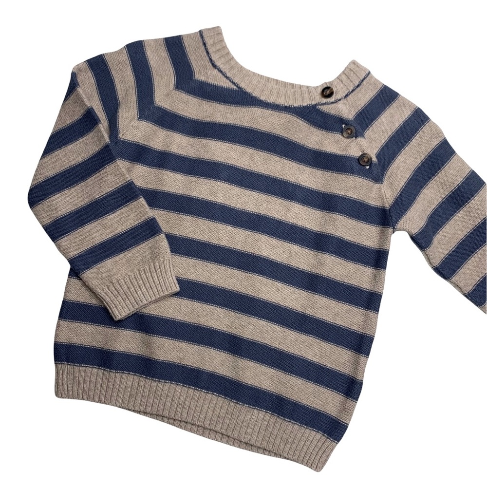Carter’s 18m knit sweater of beige and navy blue. EUC